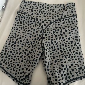 VITALITY KINGDOM COLLECTION shorts